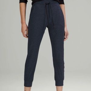 Lululemon Ready to Rulu High-Rise Jogger 7/8 Length